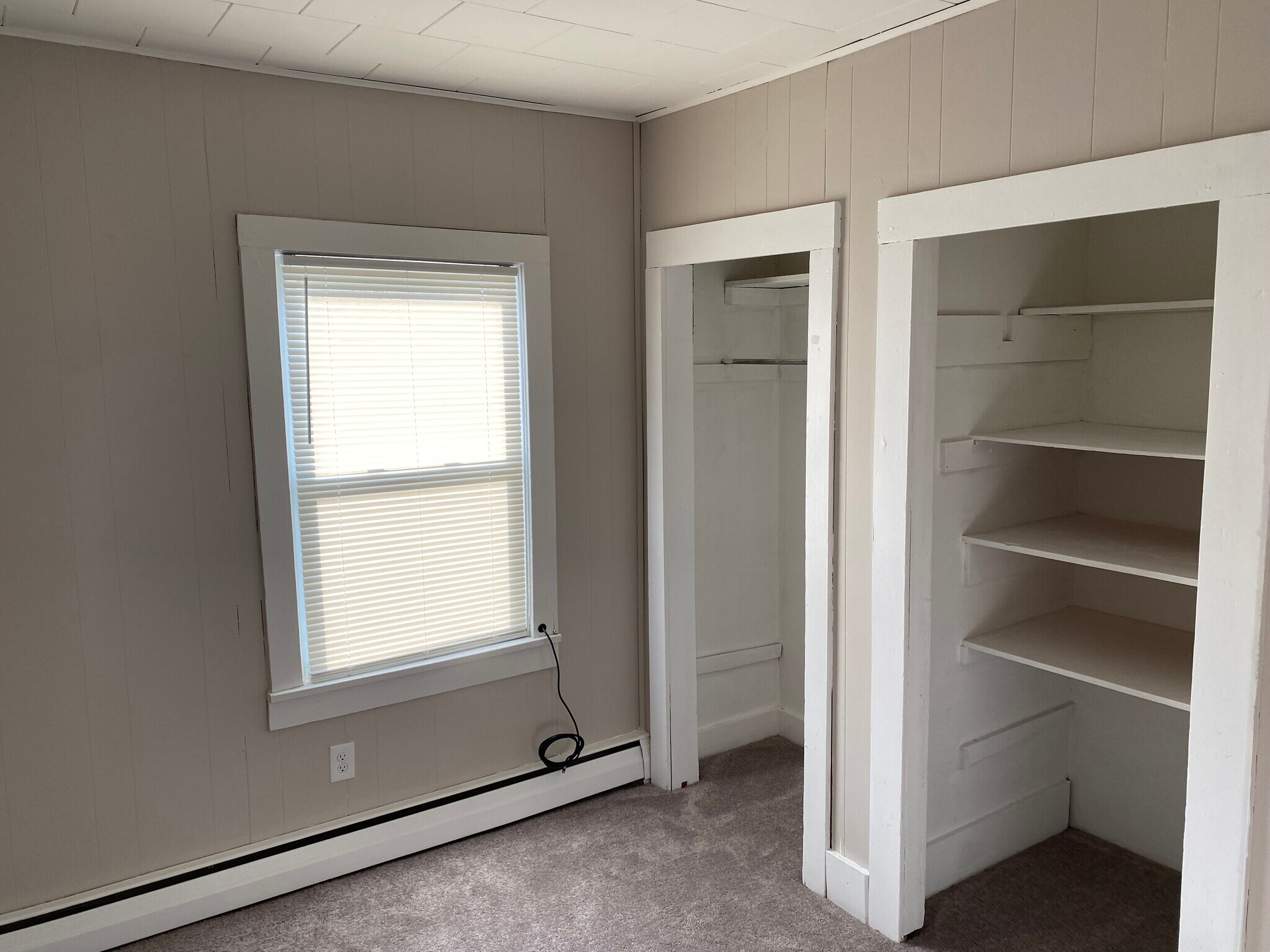 Building Photo - 123 Main St