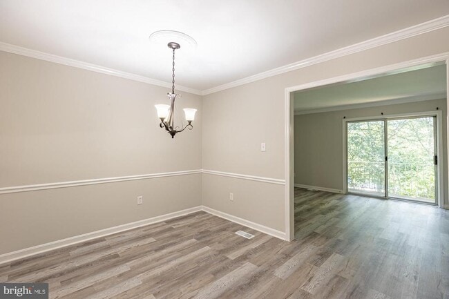 Building Photo - 1204 N Wayne St