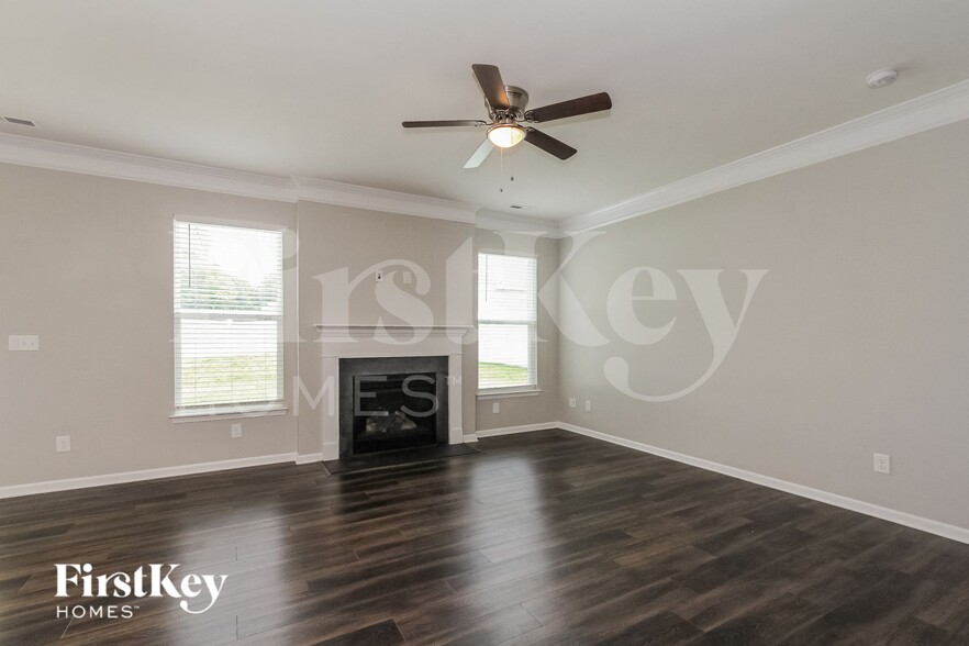 Building Photo - 143 Suggs Mill Dr
