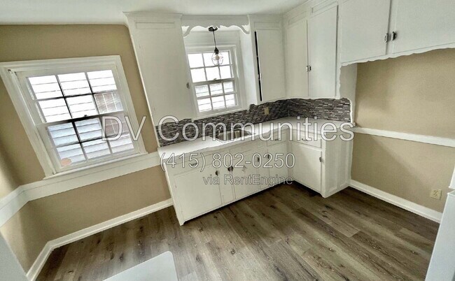 Building Photo - 3638 Lindholm Rd