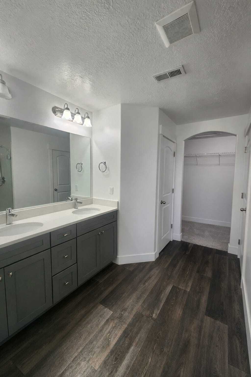 Building Photo - 4332 W Hemsley Ln