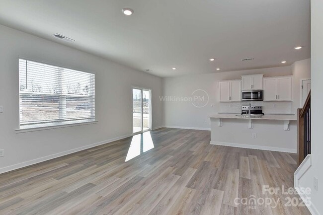 Building Photo - 157 Parker Claire Ln