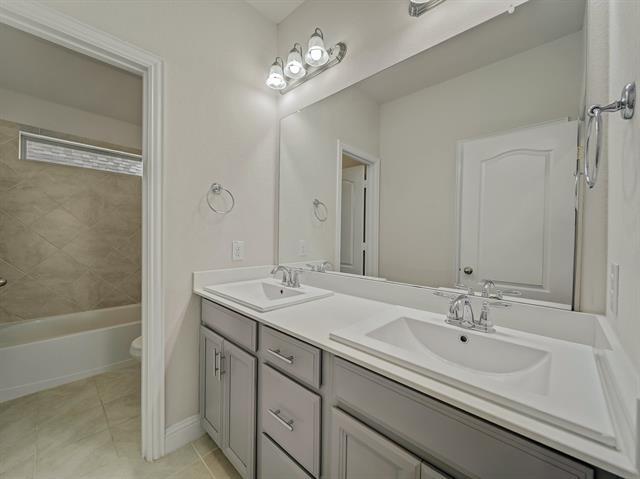 Building Photo - 12765 Friar St