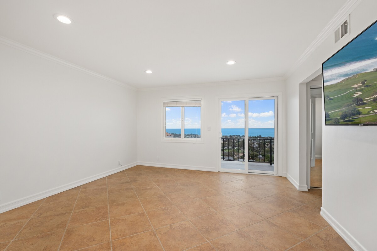 Building Photo - 4013 Via Manzana