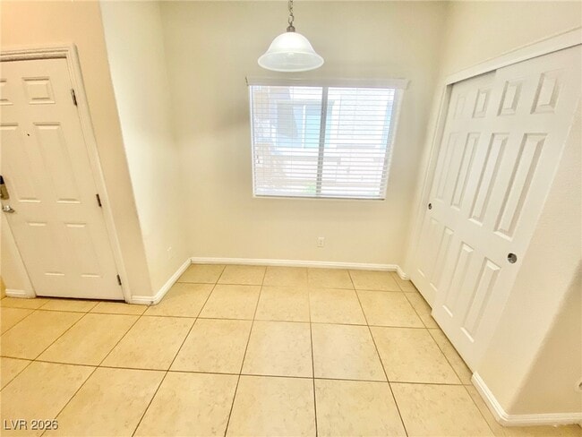 Building Photo - 2279 Koho Dr