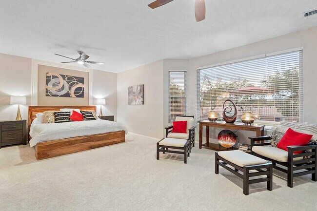 Building Photo - 17824 N Stone Haven Dr