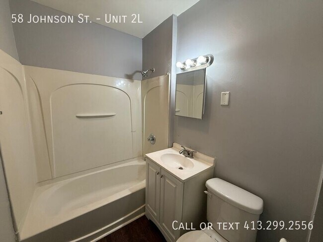 Building Photo - 58 Johnson St