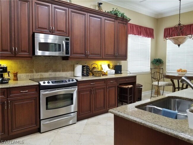 Building Photo - 12199 Lucca St