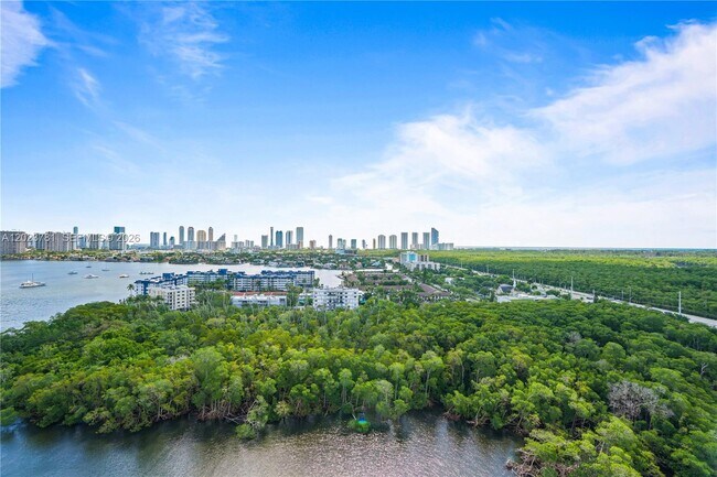 Building Photo - 16385 Biscayne Blvd
