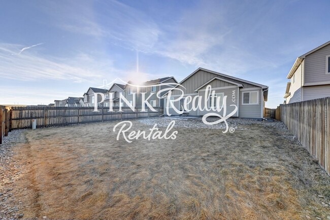 Building Photo - 10716 Ridgepole Dr