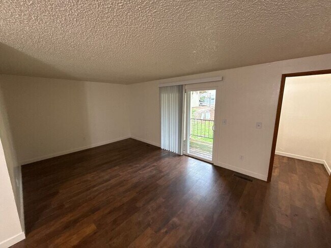 Building Photo - 670 Taybin Rd NW