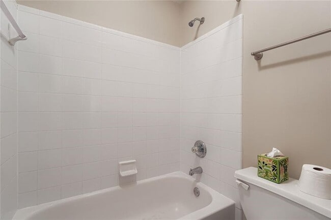 Building Photo - 5155 Courton St