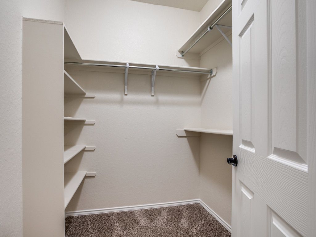 Building Photo - 6210 Katy Star
