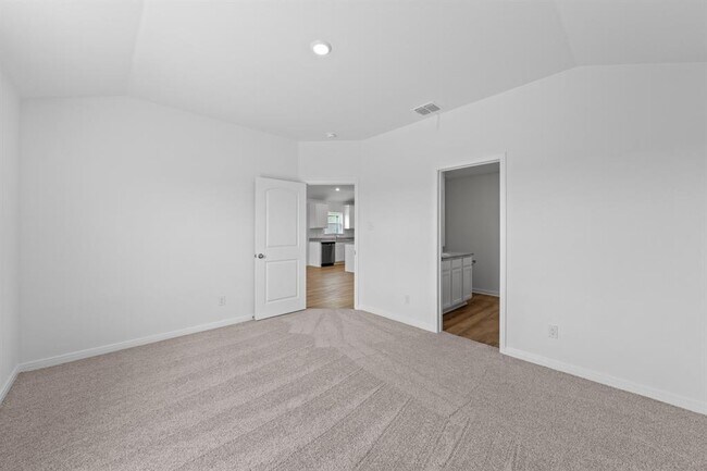 Building Photo - 360 Low Pasture Trl