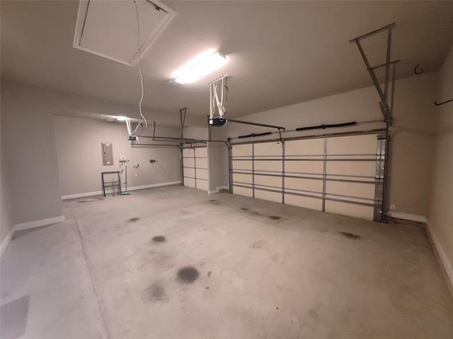 Building Photo - 1616 Silla Dr