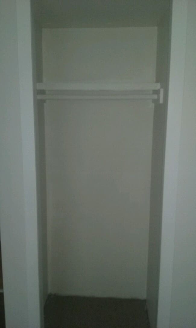 Building Photo - 25 Old Henniker Rd