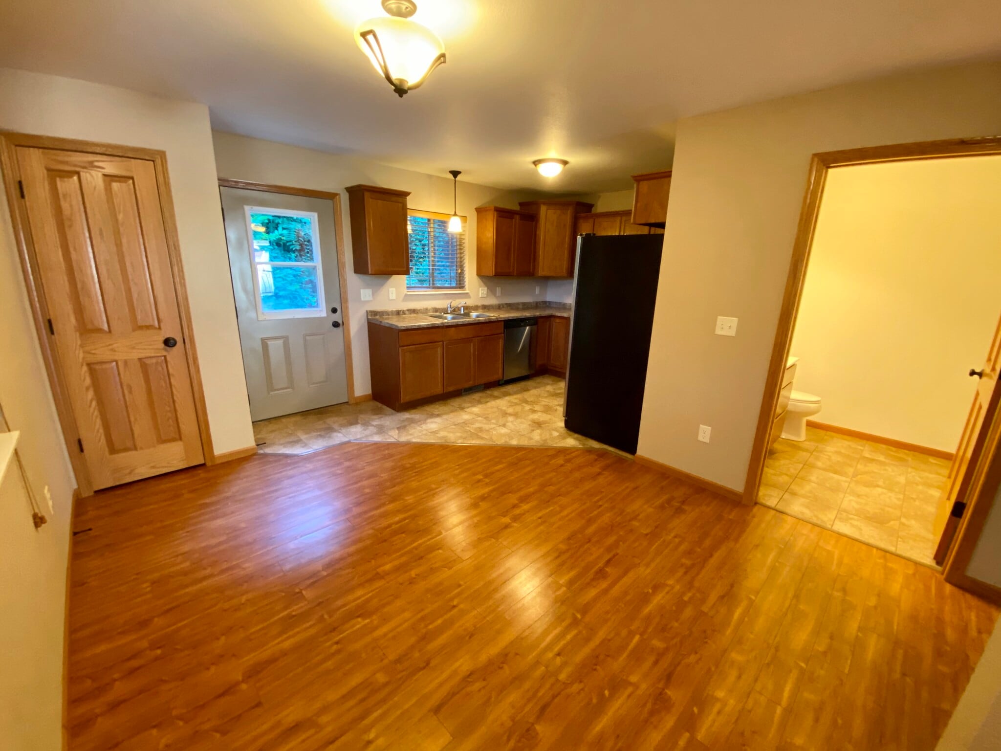 Building Photo - 3809 Cliffside Dr