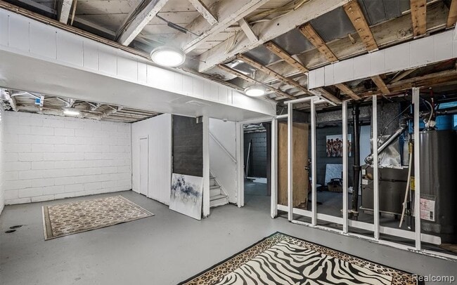 Building Photo - 20034 Rosemont Ave