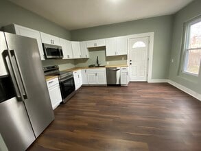 Building Photo - 3344 Spokane Ave