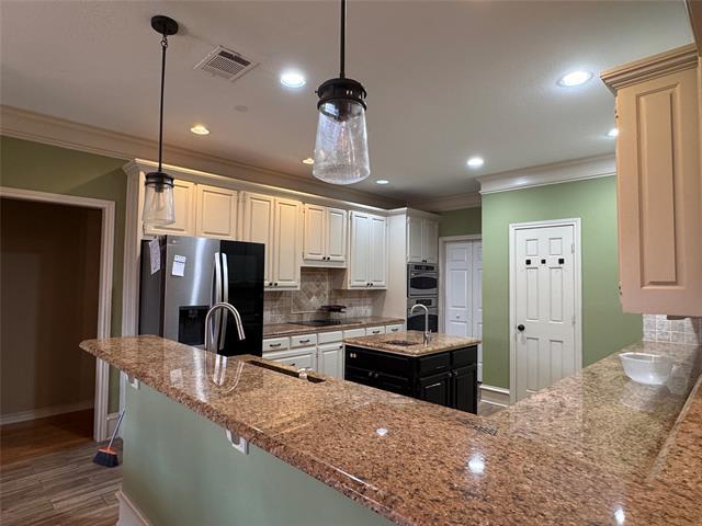 Building Photo - 3912 Sagamore Hill Ct