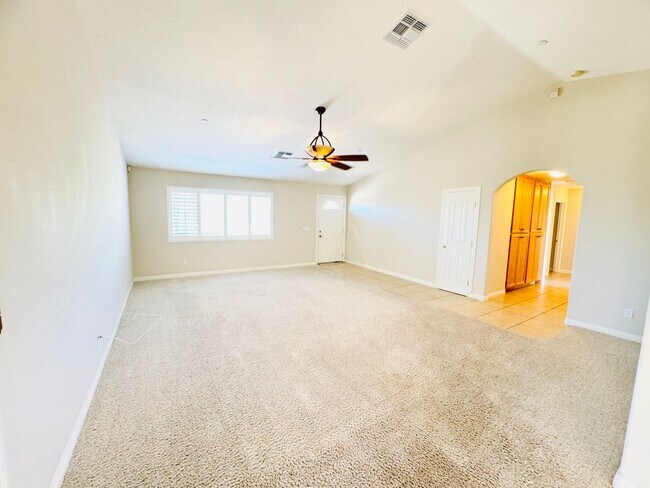 Building Photo - 3Bedroom/2Bathroom Coming soon July 2025!