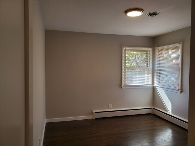 Building Photo - 1014 W Eula Ct