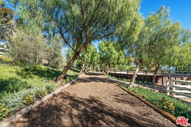 Building Photo - 27357 Pacific Coast Hwy