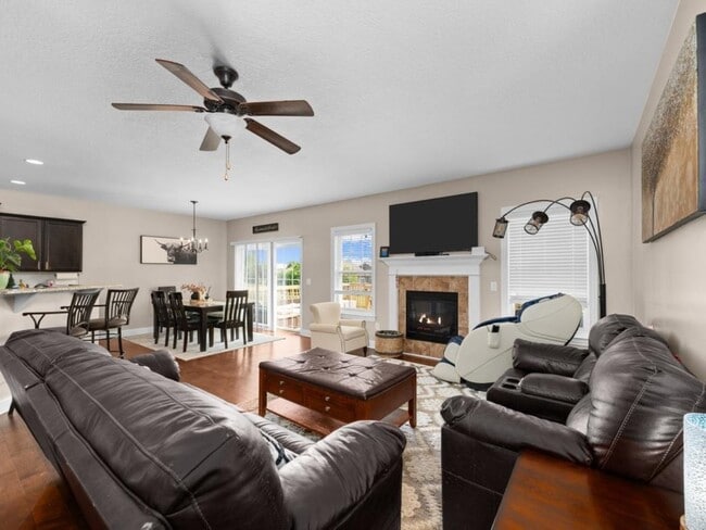 Building Photo - 67 Cobblestone Ln