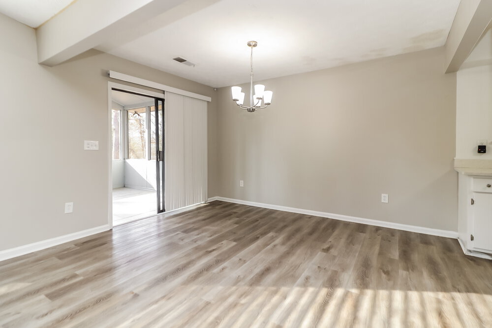Building Photo - 4795 Jamerson Forest Cir