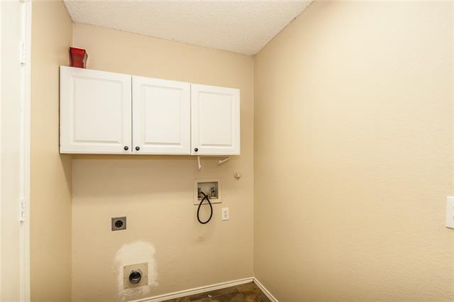 Building Photo - 306 Bardwell Dr