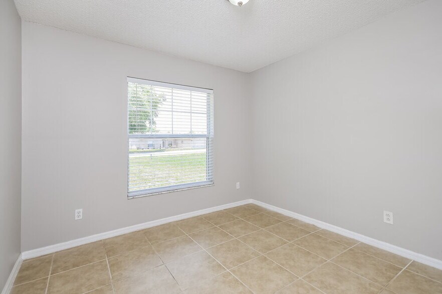 Building Photo - 15146 Margaux Dr