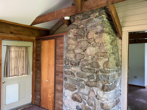 Building Photo - 34 Oakwood Trail S