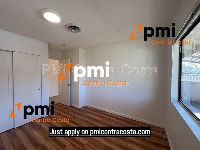 Building Photo - 2650 Jones Rd