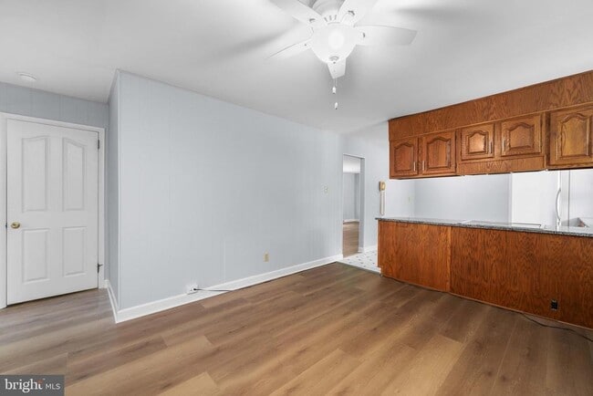 Building Photo - 3335 S Rockfield Dr
