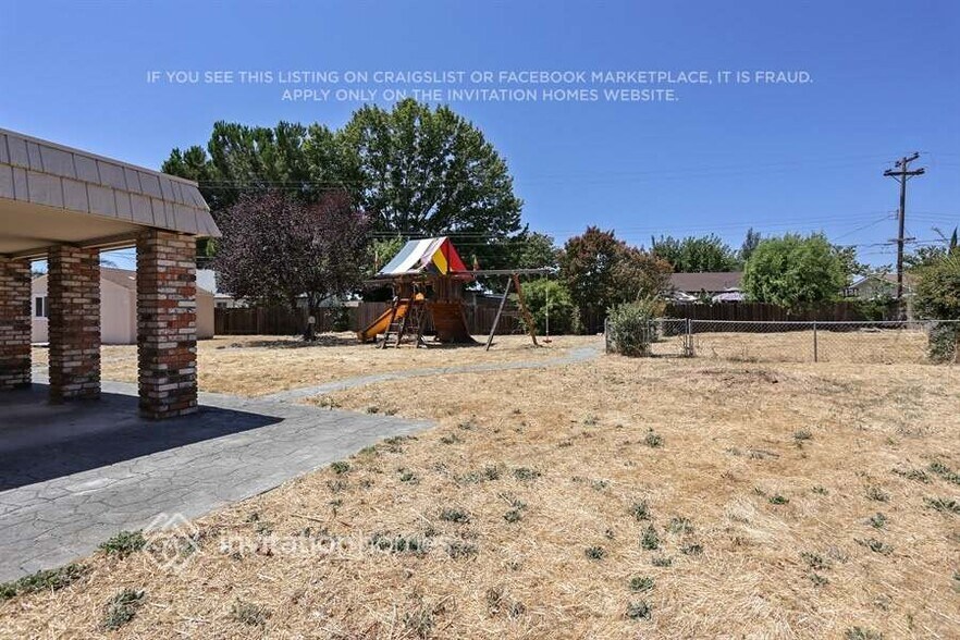 Building Photo - 522 San Remo Ct