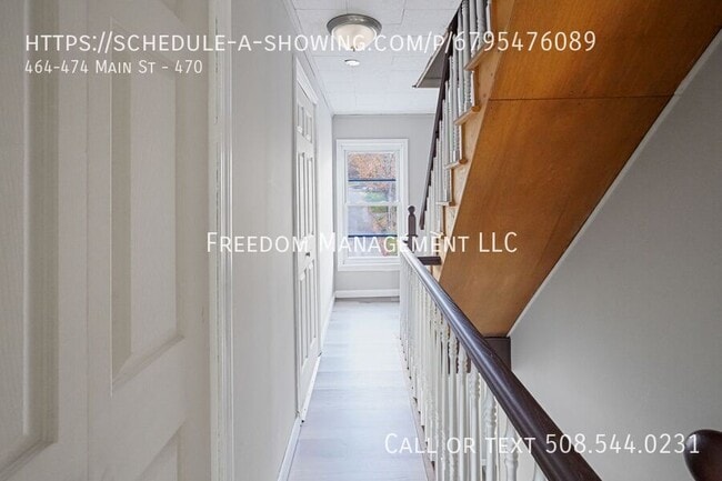 Building Photo - 464-474 Main St-470