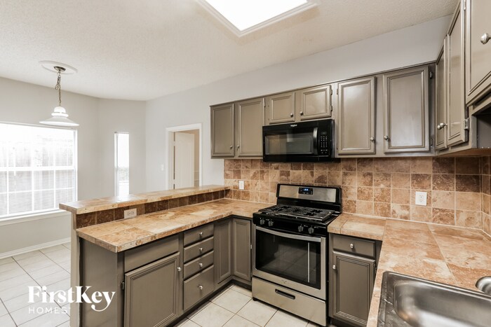 Building Photo - 1509 Dreama Dr