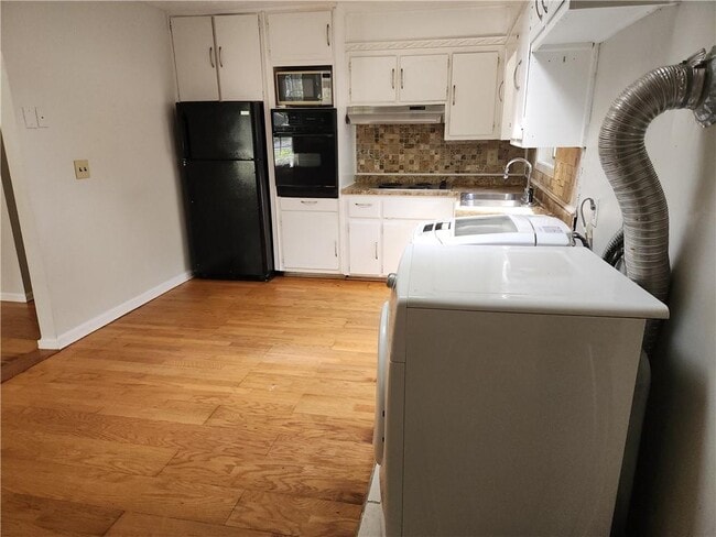 Building Photo - 322 Nelms Ave NE