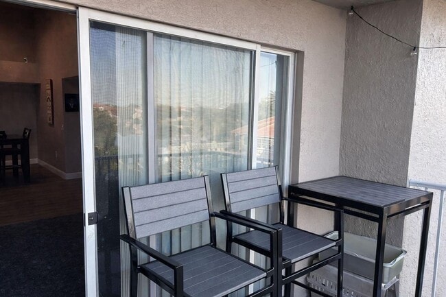 Building Photo - 5065 Wiles Rd