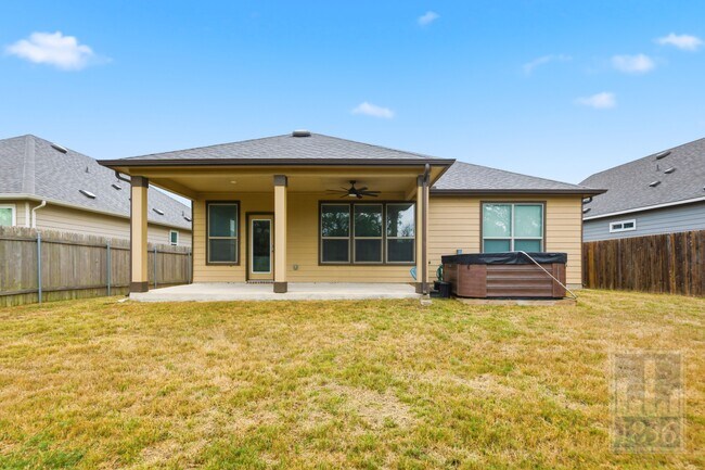 Building Photo - 8005 Crystalbrook W