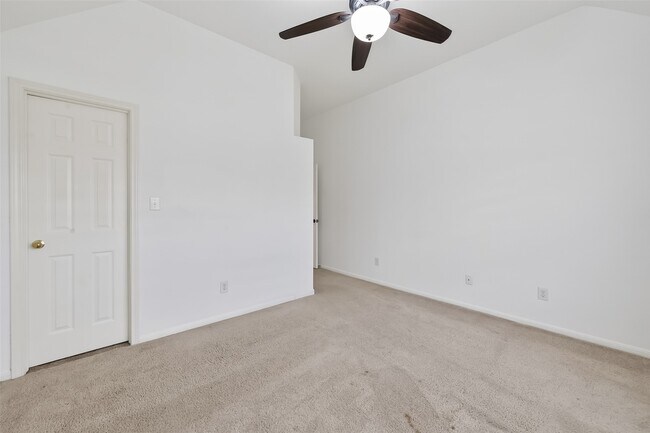 Building Photo - 1311 Rene Ct