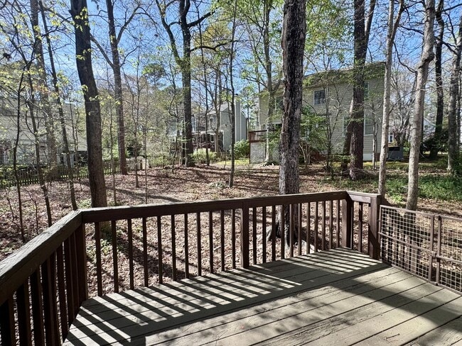 Building Photo - Charming 3-Bed, 2.5-Bath Home in Sought-Af...