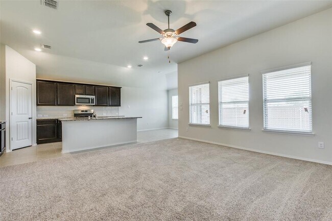 Building Photo - 1165 Dravite Dr