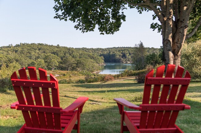 Building Photo - 378 Mill Rd