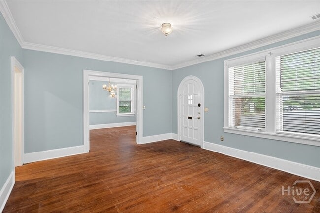 Building Photo - 417 E 49th St
