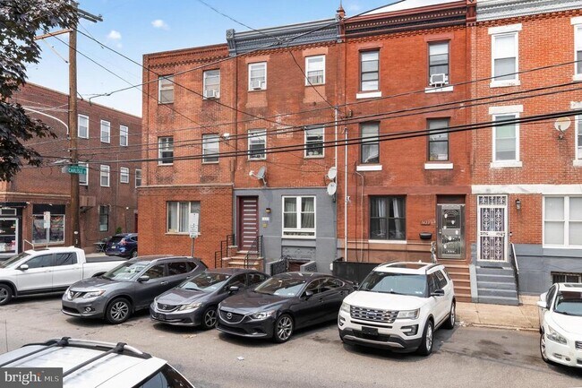 Building Photo - 1425 Jackson St