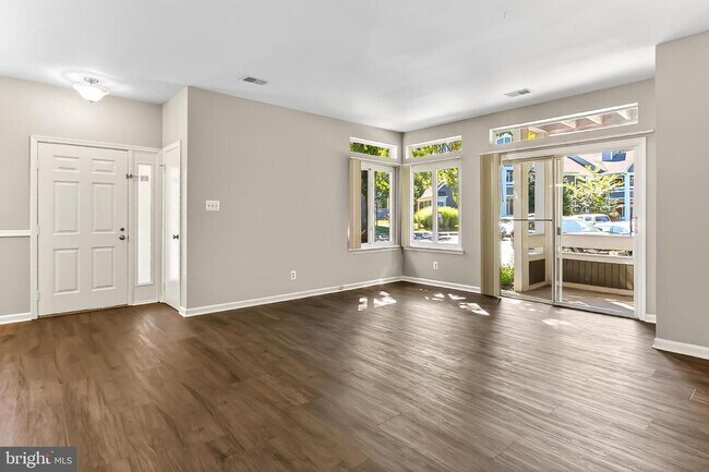 Building Photo - 12253 Fort Buffalo Cir
