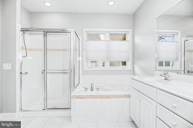 Building Photo - 8406 Mountain Larkspur Dr
