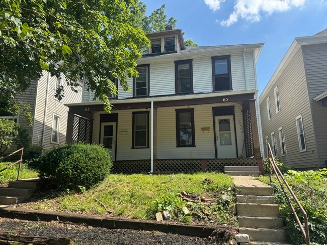 Building Photo - 65 W Blake Ave