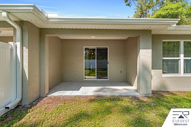 Building Photo - 28 Ullian Trail